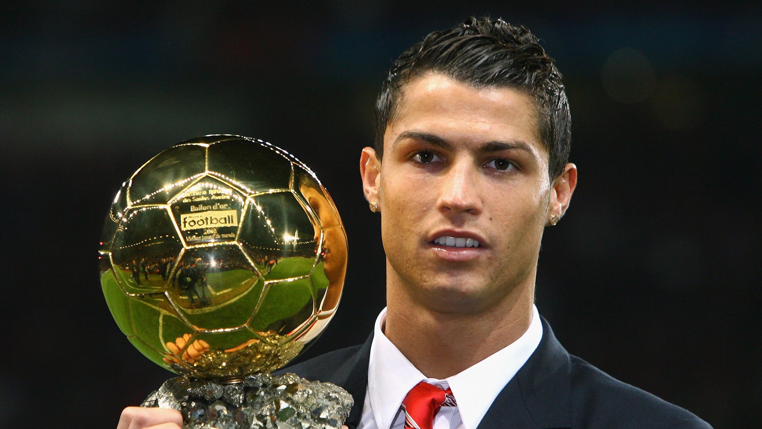 世界杯难忘战役:经典瞬间每次都令人激动!,世界杯最经典比赛